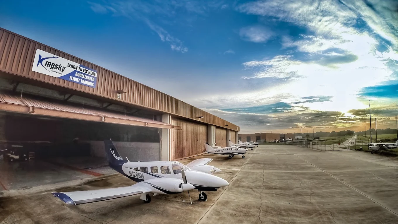Kingsky fleet of training aircraft